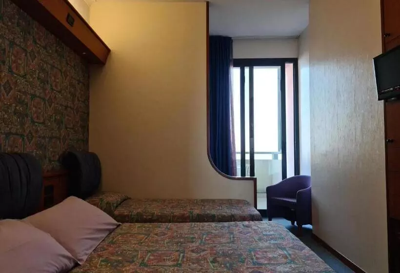 Fotos del hotel Sabra:  2