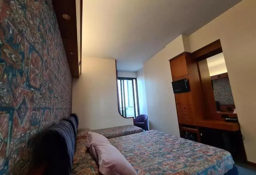 Fotos del hotel Sabra:  9