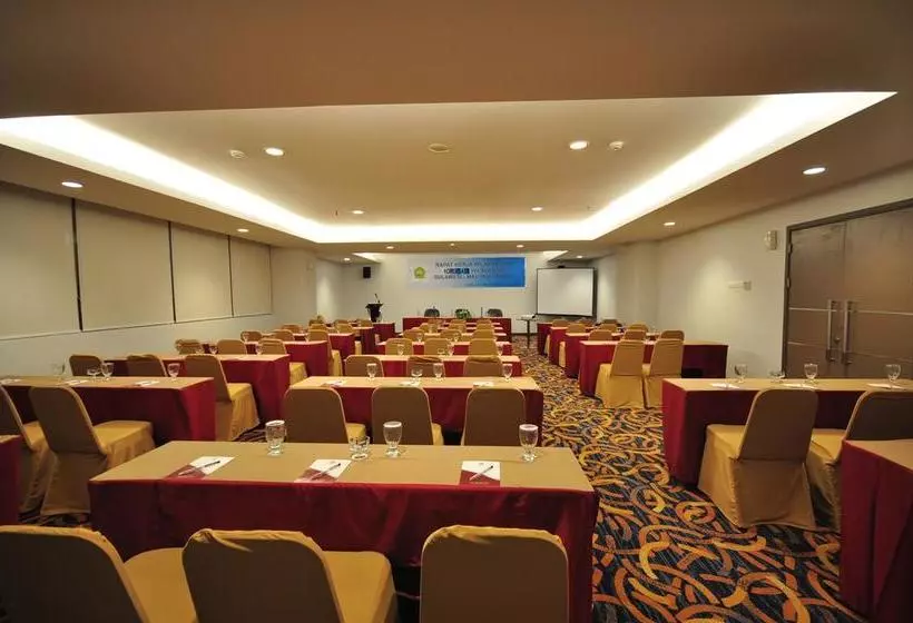 Fotos del hotel D'maleo Hotel Makassar:  7