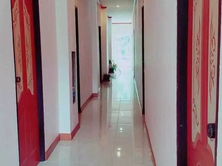 Fotos del hotel Grand House:  2