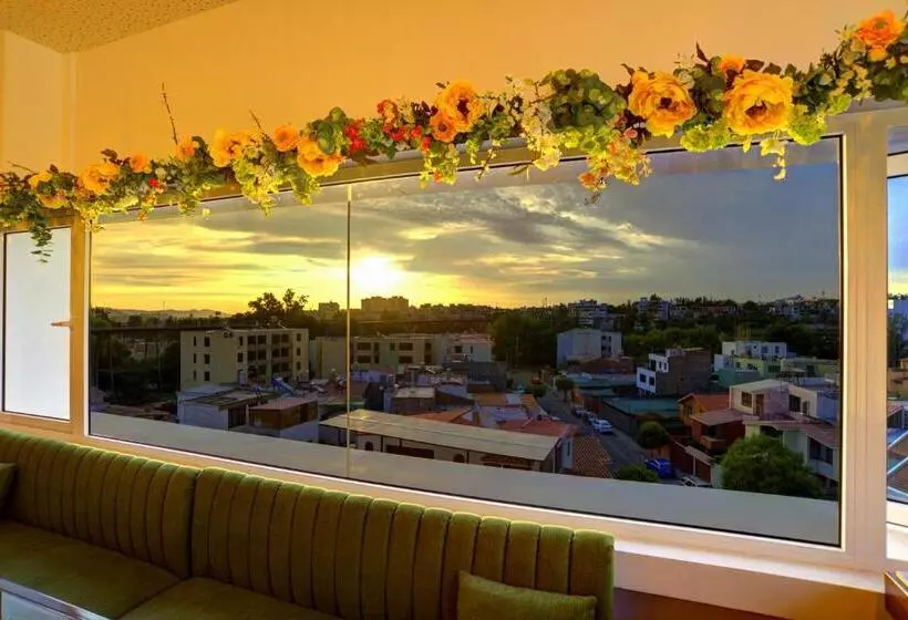 Fotos del hotel Mint:  12