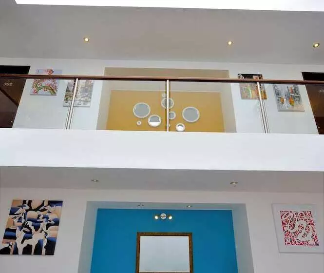 Fotos del hotel Mint:  9