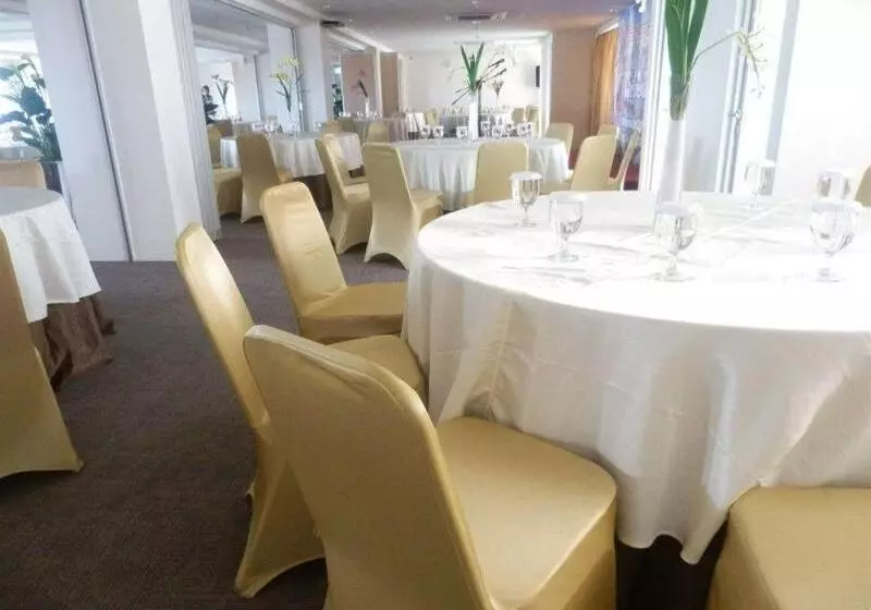 Fotos del hotel Gunawangsa Manyar:  18