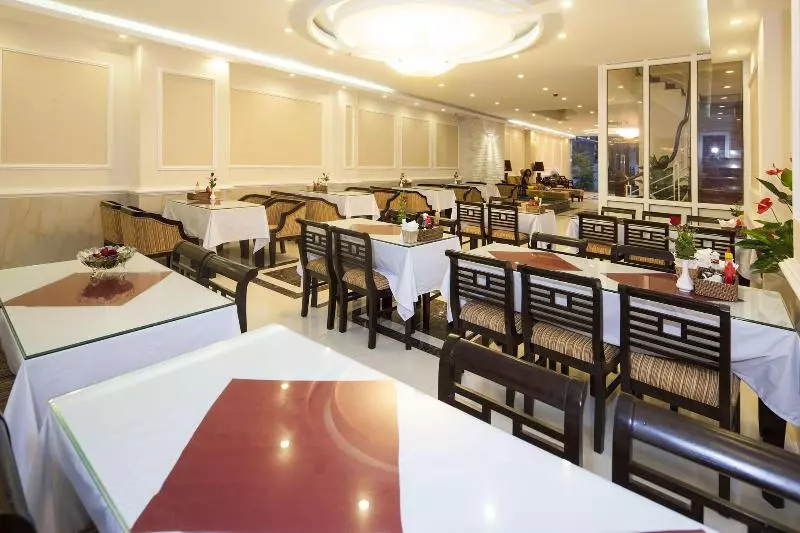 Fotos del hotel Hue Serene Palace:  19