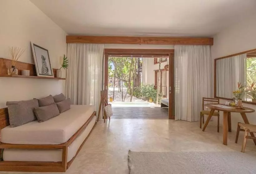 La Zebra A Colibri Boutique