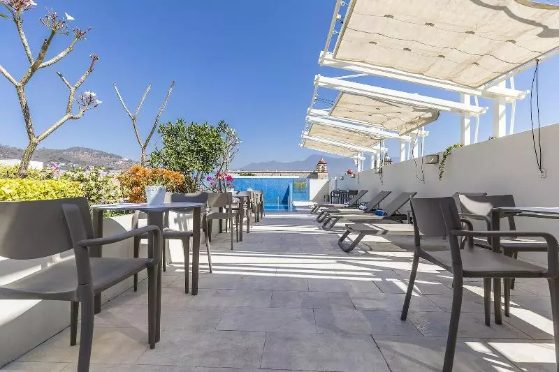 Fotos del hotel Parador De Alcalá:  7