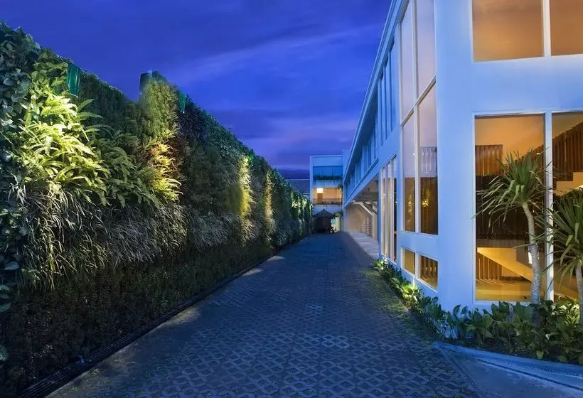 Fotos del hotel Grove  Yogyakarta:  17