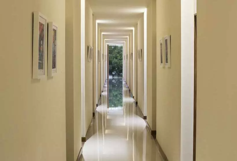 Fotos del hotel Grove  Yogyakarta:  3