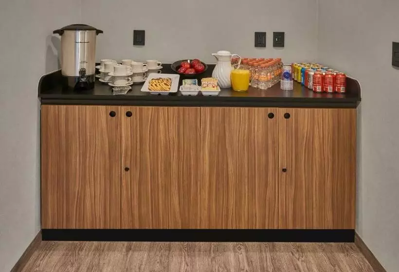 Fotos del hotel City Express Plus Periferico Sur Tlalpan:  14