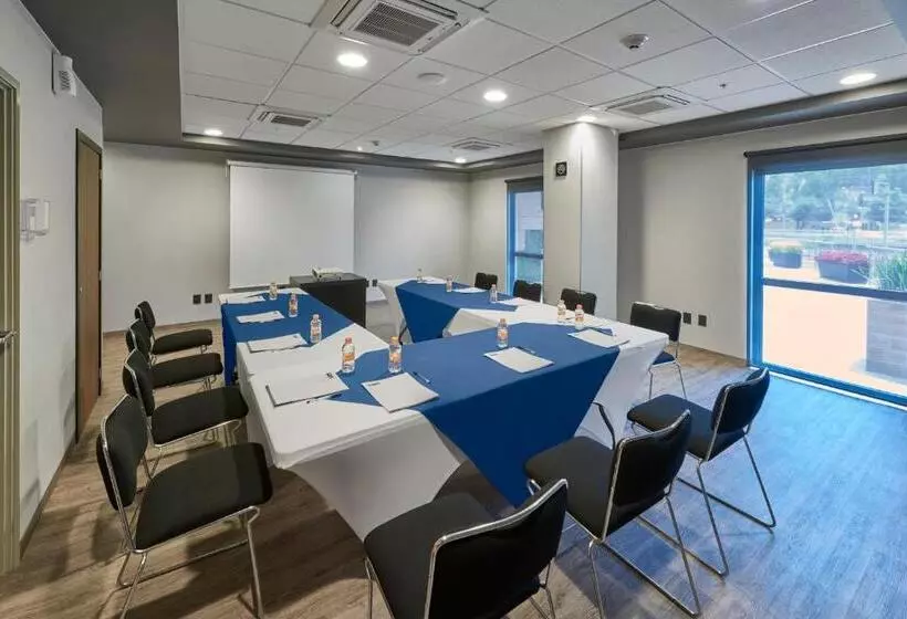 Fotos del hotel City Express Plus Periferico Sur Tlalpan:  4