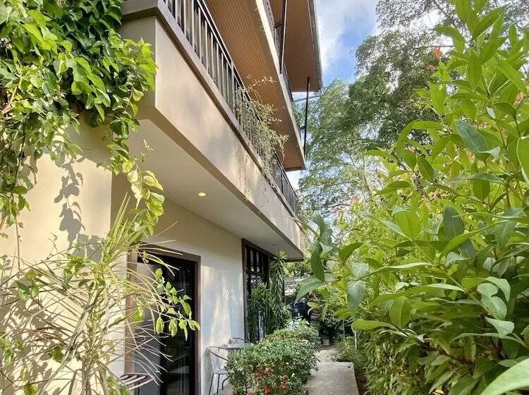 Fotos del hotel Pensiri House:  21