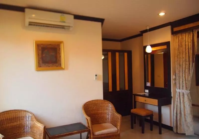 Fotos del hotel Summer Inn:  7