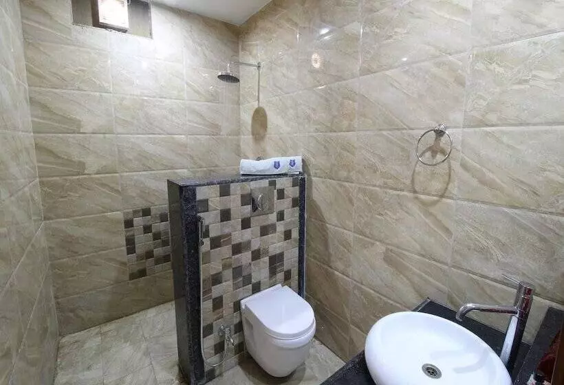 Fotos del hotel Js Regency:  8