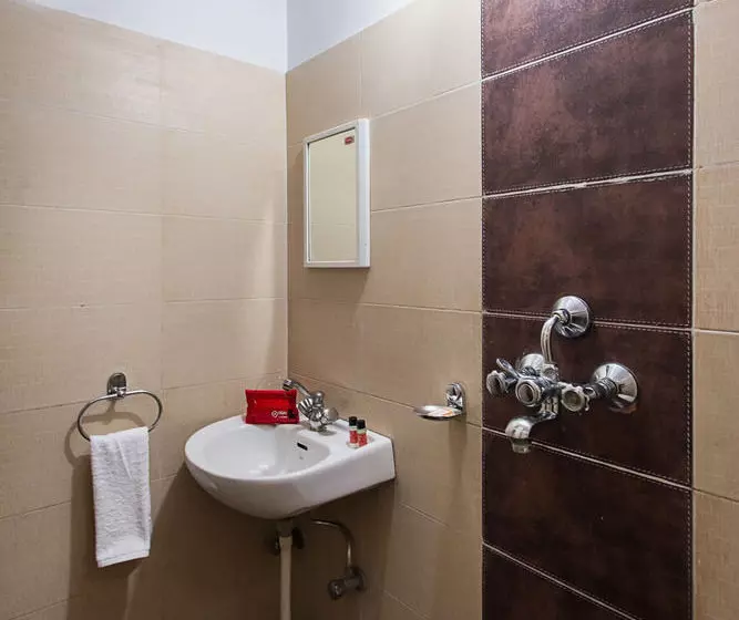 Fotos del hotel Oyo Rooms Sindhi Camp Metro Station 2:  10