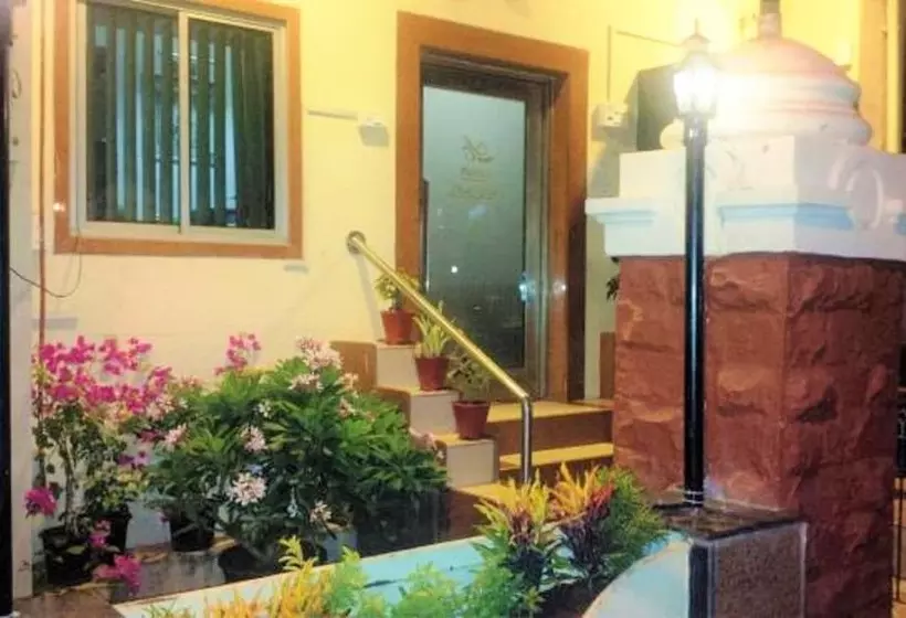 Fotos del hotel Blue Bird Colaba:  5