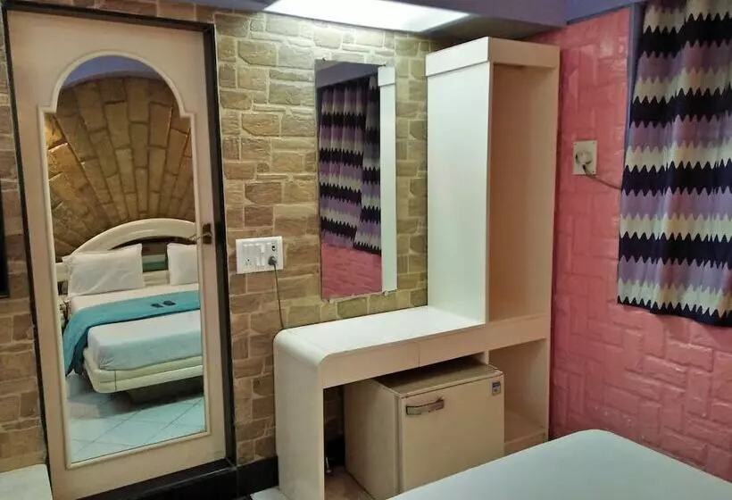 Fotos del hotel Blue Bird Colaba:  15