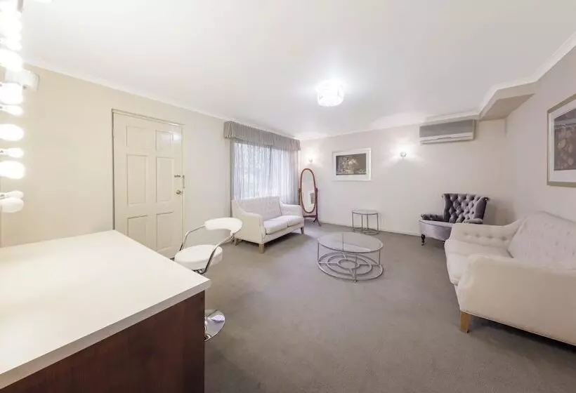 Fotos del hotel Elizabethan Lodge:  25