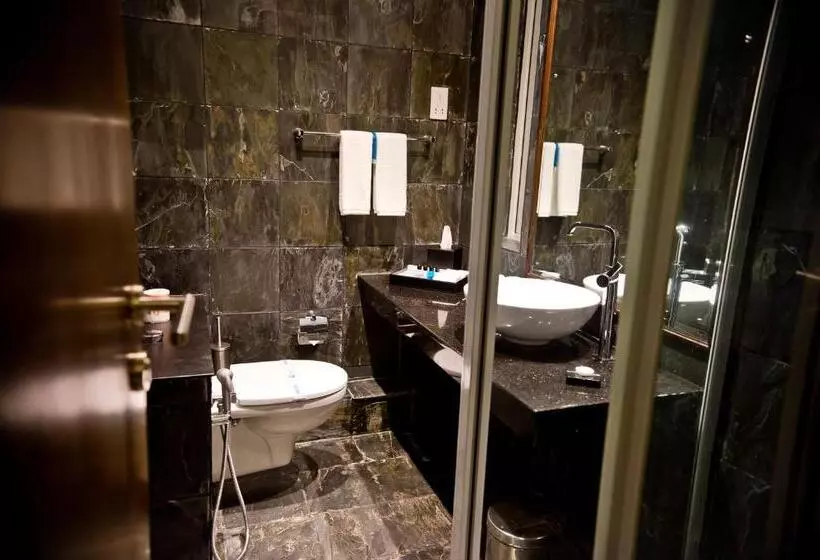 Fotos del hotel Ocean Edge Suites &  Colombo:  8