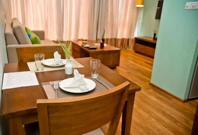 Fotos del hotel Ocean Edge Suites &  Colombo:  4