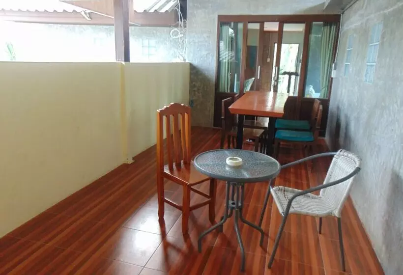 Fotos del hotel Mad Monkey Koh Phangan:  2