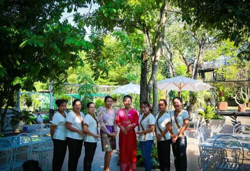 Fotos del hotel Chayada Garden House And Resort:  11