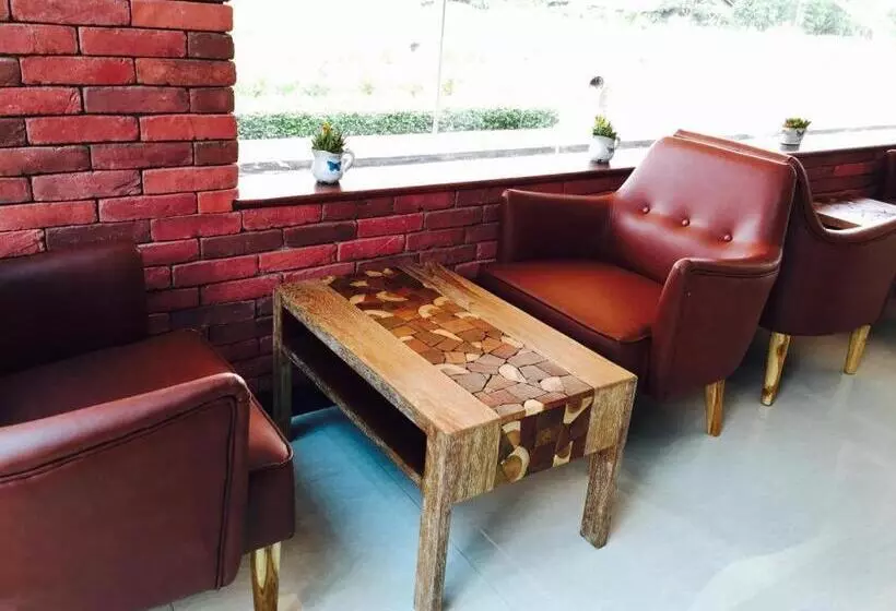 Chayada Garden House And Resort