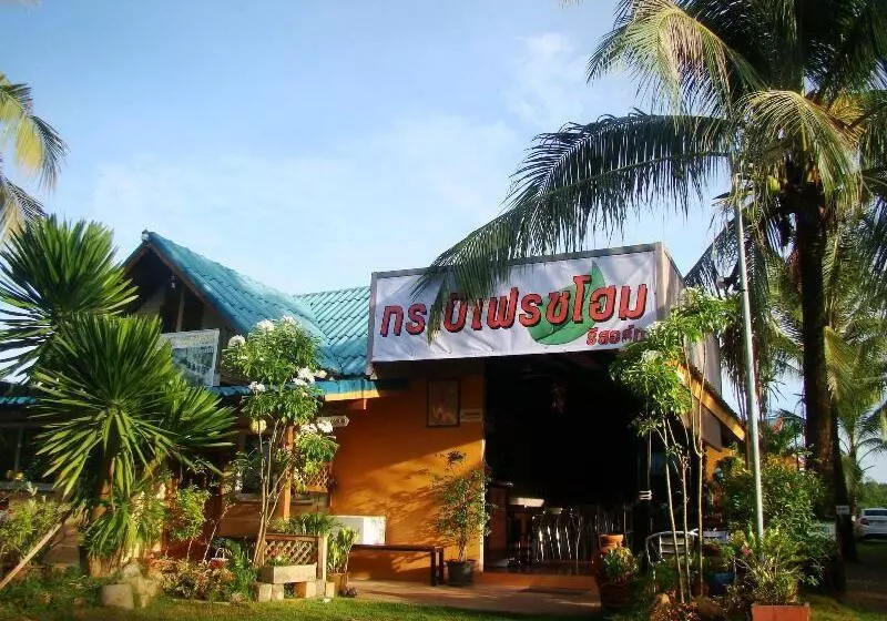 Fotos del hotel Krabi Fresh Home Resort:  10