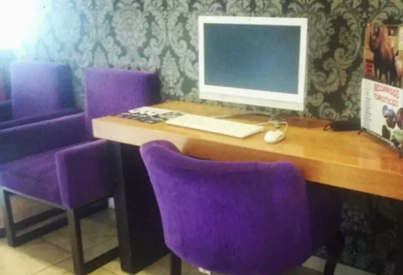 Fotos del hotel Leones:  6