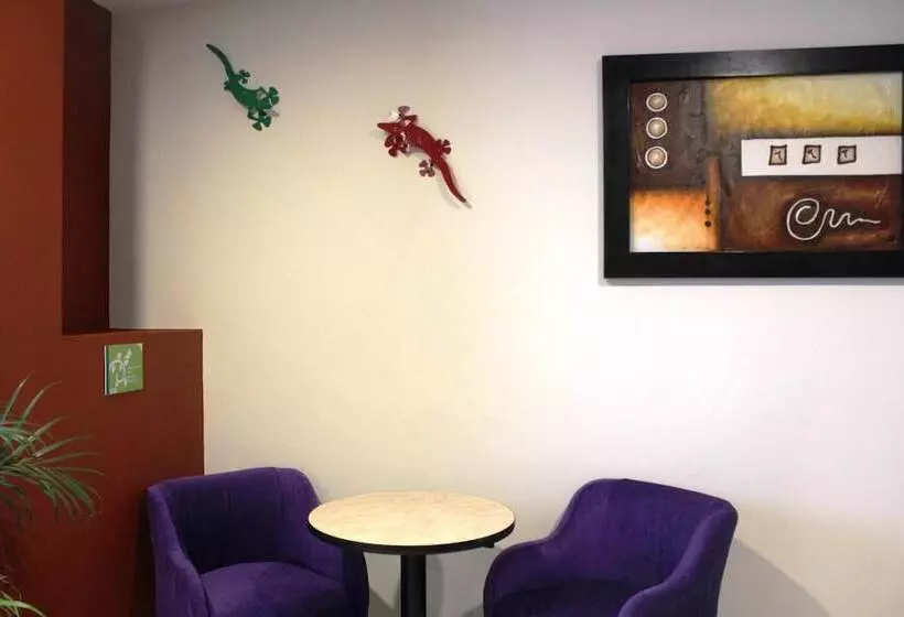 Fotos del hotel Leones:  3