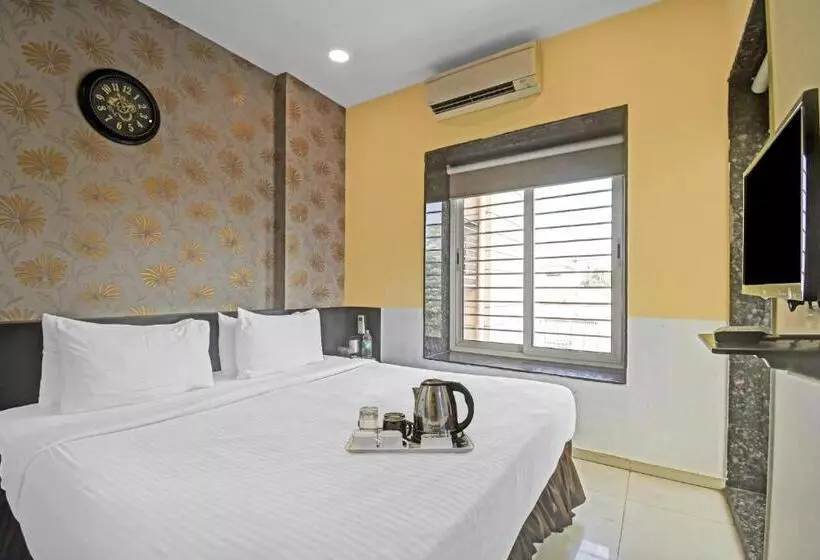 Fotos del hotel Treebo Platinum:  24