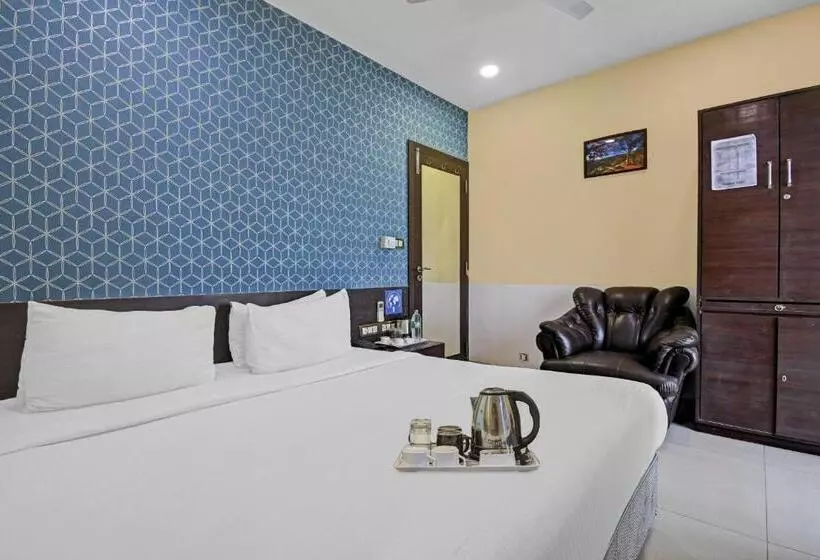 Fotos del hotel Treebo Platinum:  6