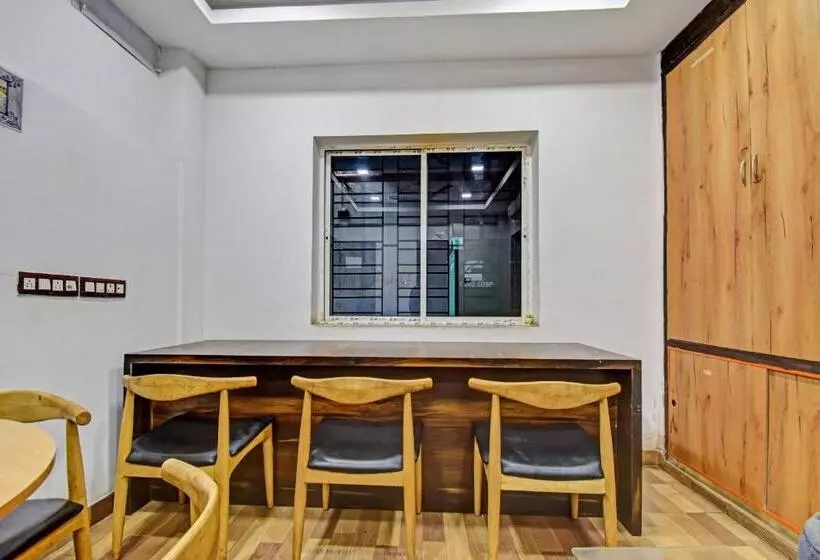 Fotos del hotel Treebo Platinum:  3