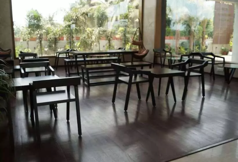 Fotos del hotel V7:  6