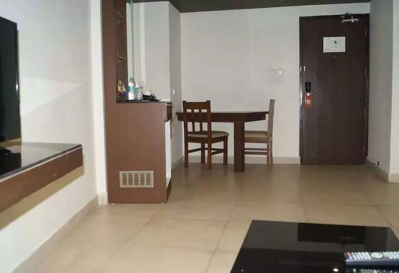 Fotos del hotel V7:  3