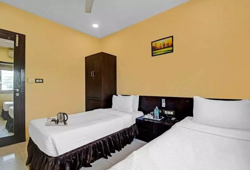 Fotos del hotel Treebo Platinum:  14