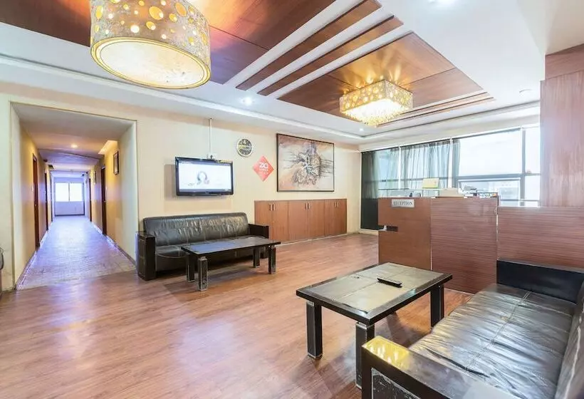 Fotos del hotel Zo Rooms Kothaguda Junction:  2