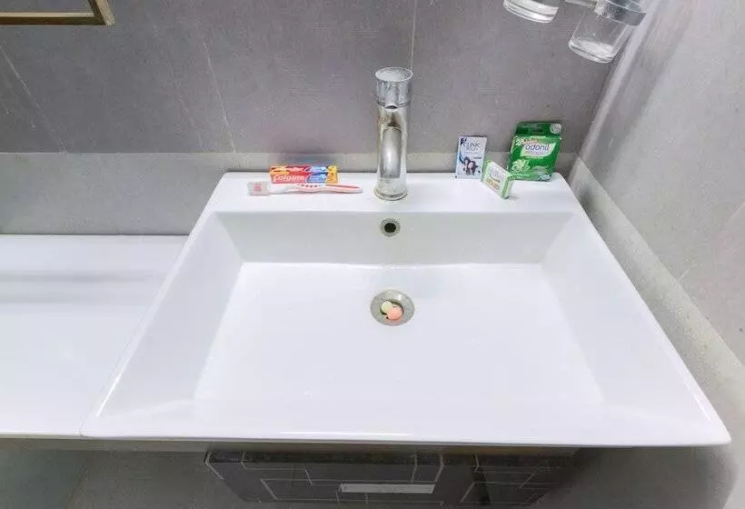 Fotos del hotel Zo Rooms Kothaguda Junction:  11