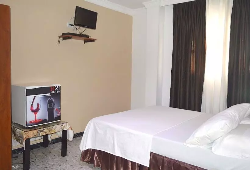 Fotos del hotel H21:  7