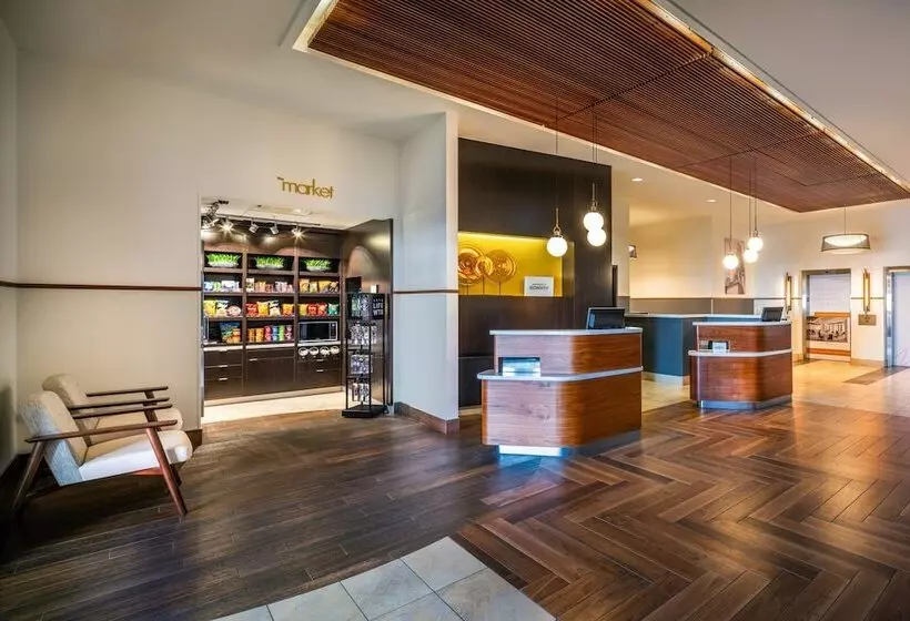 Fotos del hotel Courtyard By Marriott Calgary South:  13