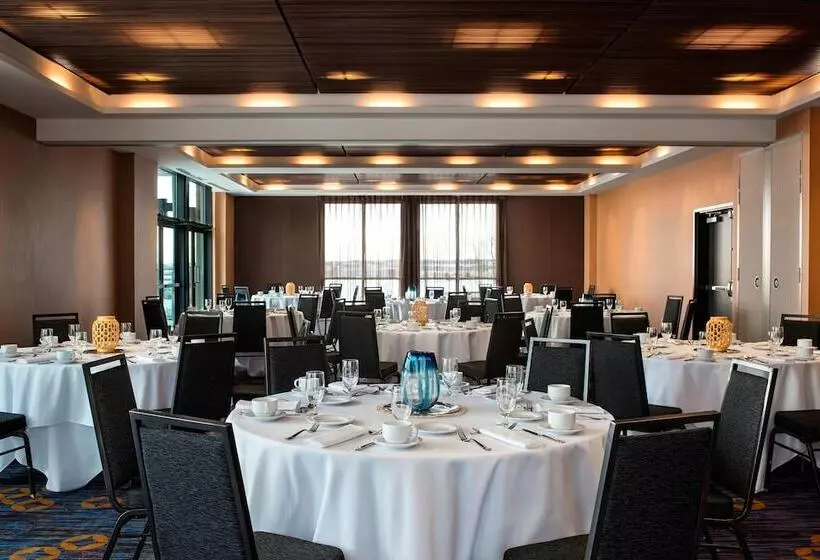 Fotos del hotel Courtyard By Marriott Calgary South:  24