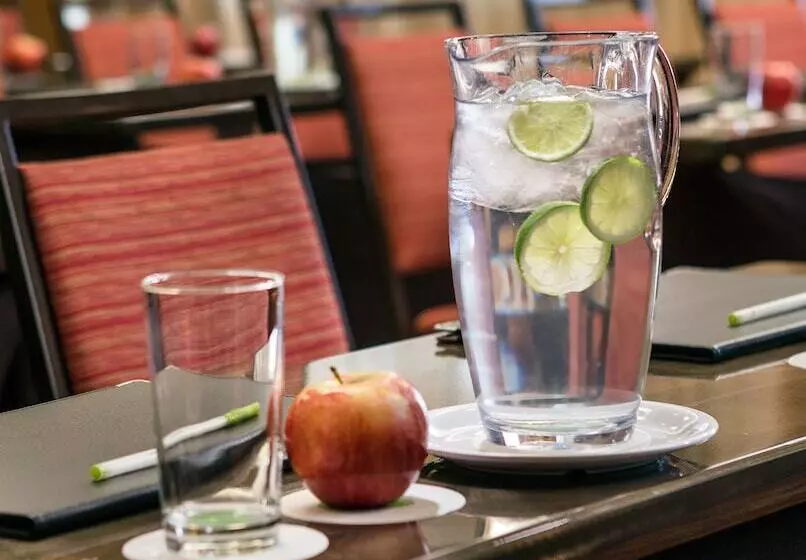 Fotos del hotel Courtyard By Marriott Calgary South:  25