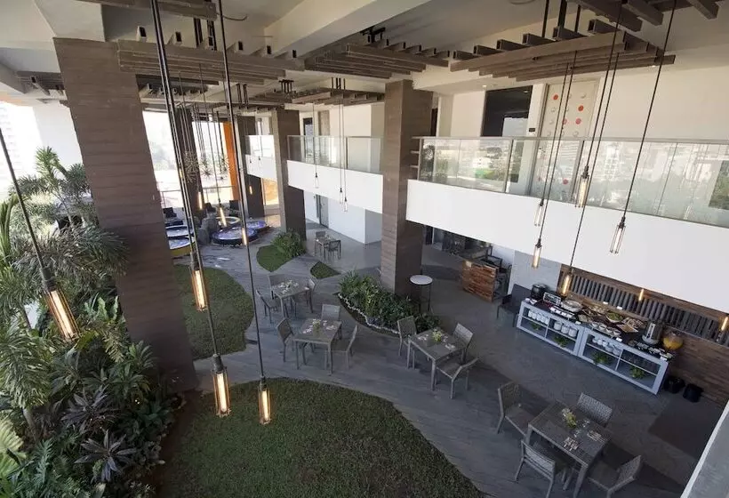 Fotos del hotel Hive  And Convention Place:  6