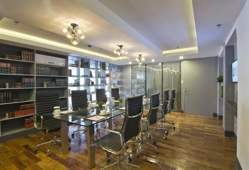 Fotos del hotel Hive  And Convention Place:  9