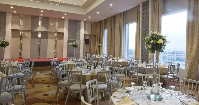 Fotos del hotel Hive  And Convention Place:  11