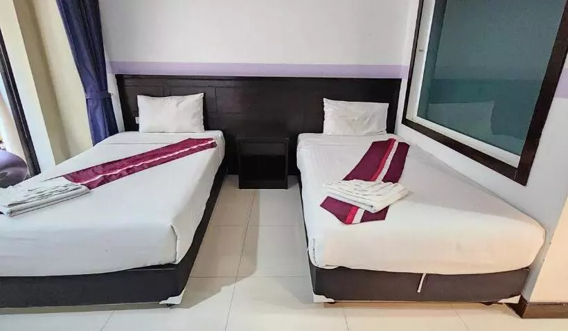 Fotos del hotel Patong V:  8