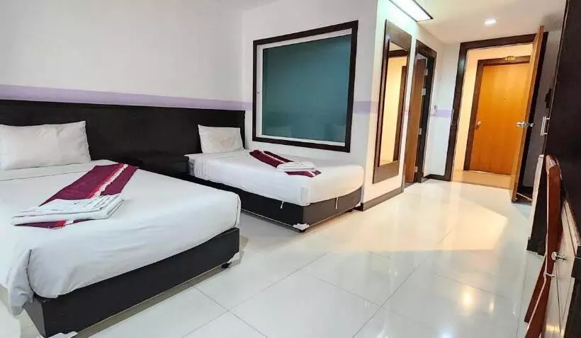 Fotos del hotel Patong V:  7