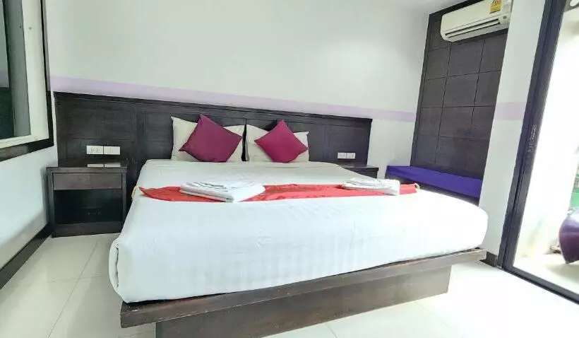 Fotos del hotel Patong V:  4