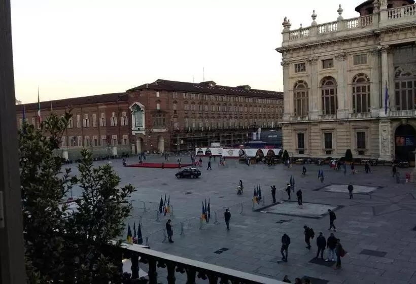 Fotos del hotel Piazza Castello Suite:  7