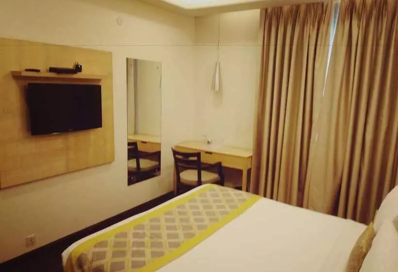 Fotos del hotel Stately Suites Nh 8:  19