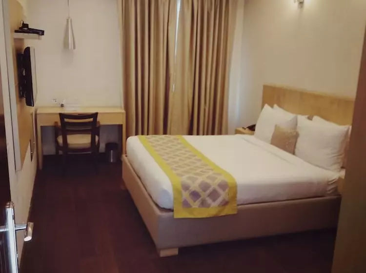 Fotos del hotel Stately Suites Nh 8:  17
